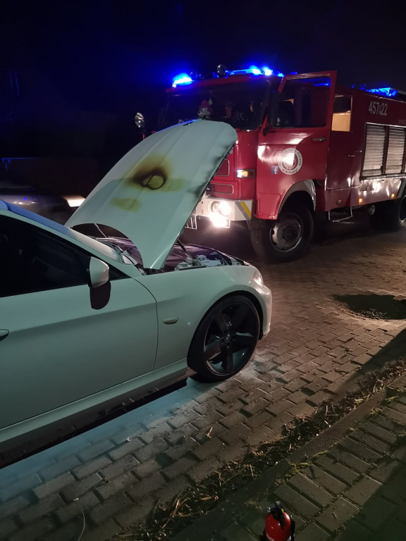 Pożar samochodu w Wilkowyi