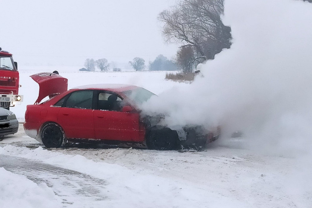 Pożar samochodu osobowego w Wilkowyi