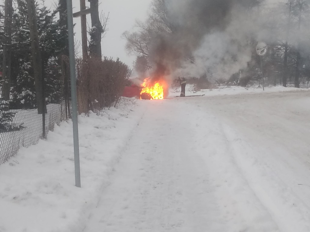 Pożar samochodu osobowego w Wilkowyi