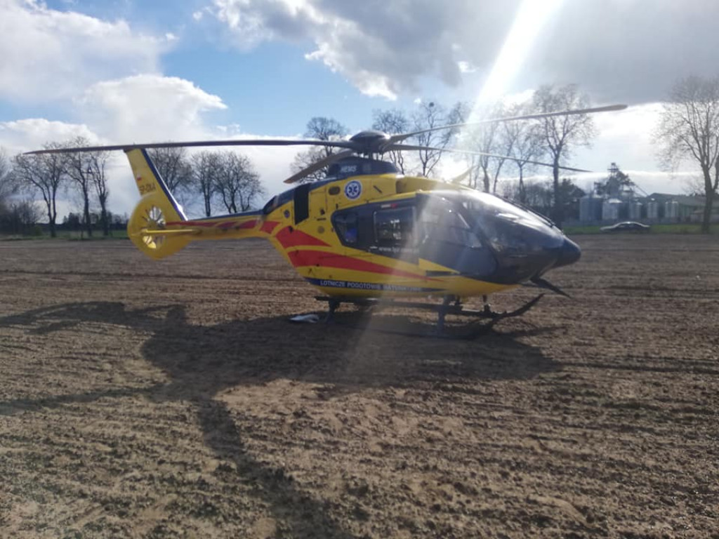Tarce. Lądowanie Lotniczego Pogotowia Ratunkowego