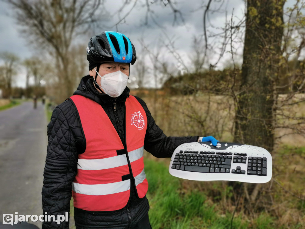 Takie rzeczy przy drogach i ścieżkach dla rowerów!