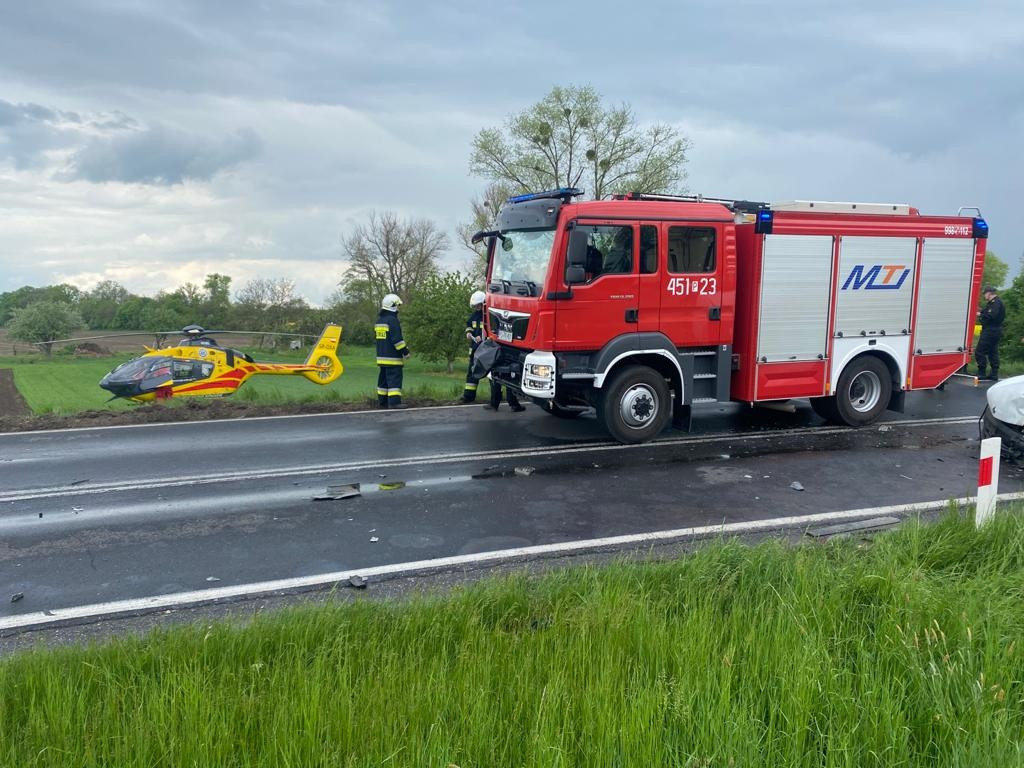 Wypadek na drodze krajowej nr 12 między Jarocinem i Jaraczewem