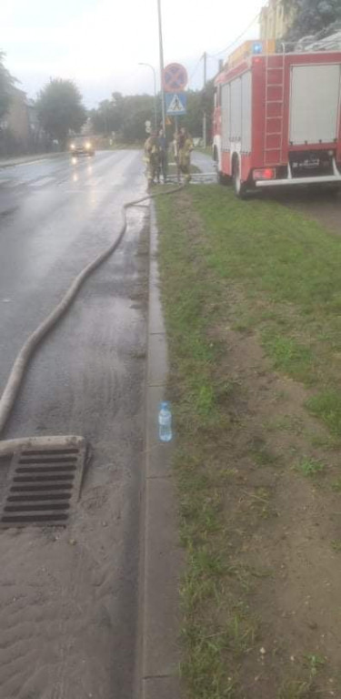 Oberwanie chmury i burza nad Jarocinem