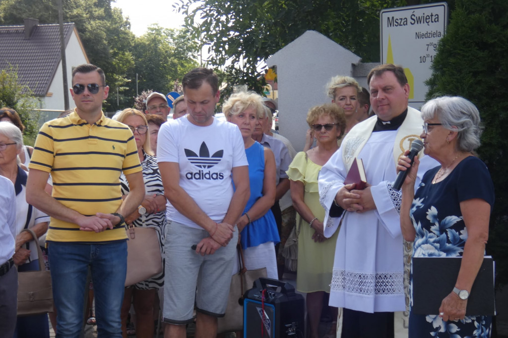 Figura Matki Bożej w Witaszycach po renowacji