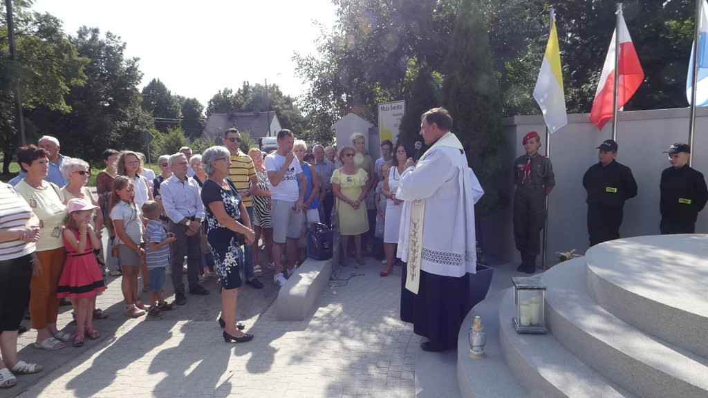 Figura Matki Bożej w Witaszycach po renowacji