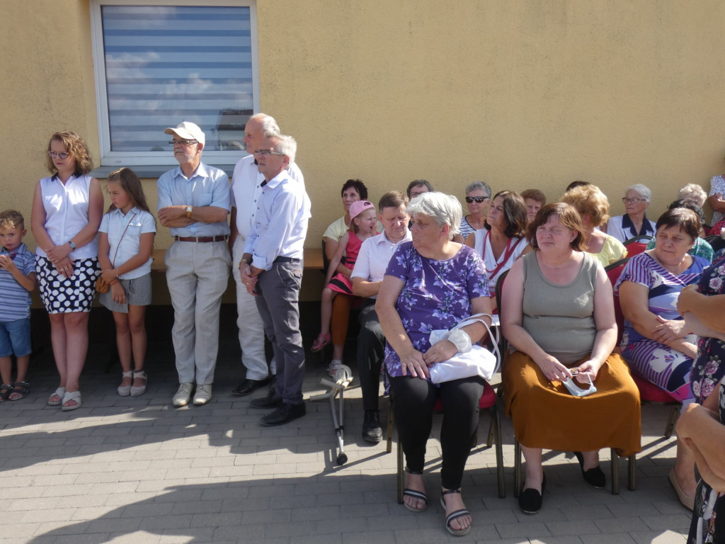 Figura Matki Bożej w Witaszycach po renowacji