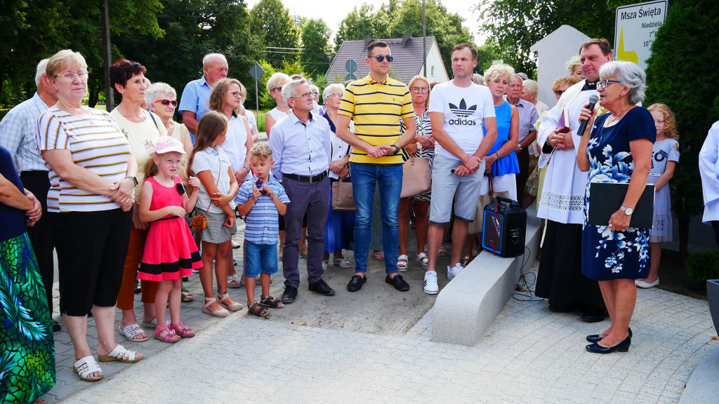 Figura Matki Bożej w Witaszycach po renowacji