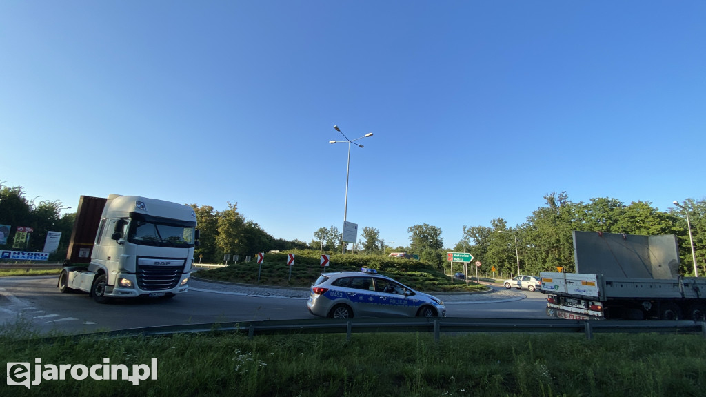Utrudnienia na rondzie w Jarocinie