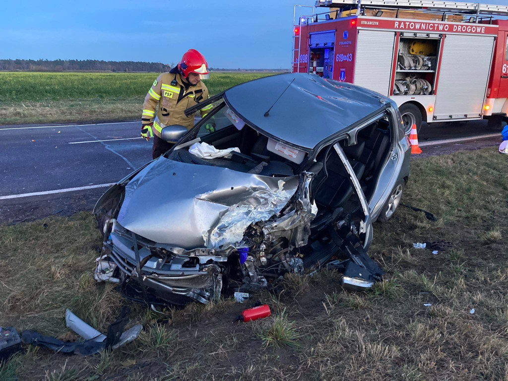 Trzy rozbite samochody między Klęką a Wolicą Pustą