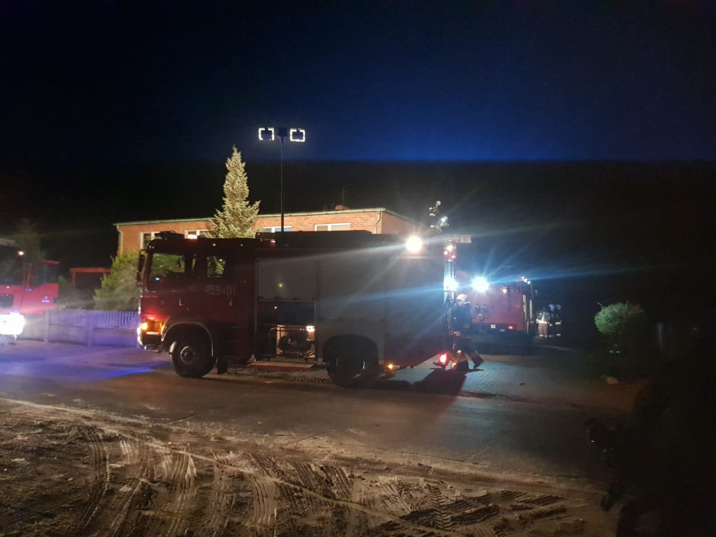 Łobzowiec. Pożar sadzy w przewodzie kominowym