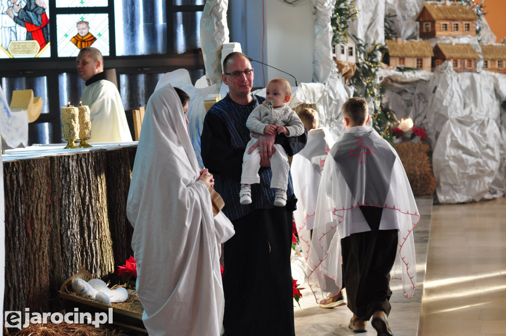 Żywy żłóbek i jasełka u jarocińskich franciszkanów