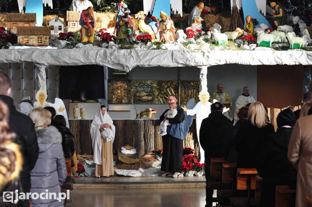 Żywy żłóbek i jasełka u jarocińskich franciszkanów