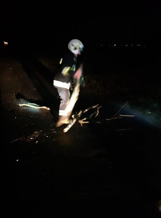 Skutki wichury w powiecie jarocińskim