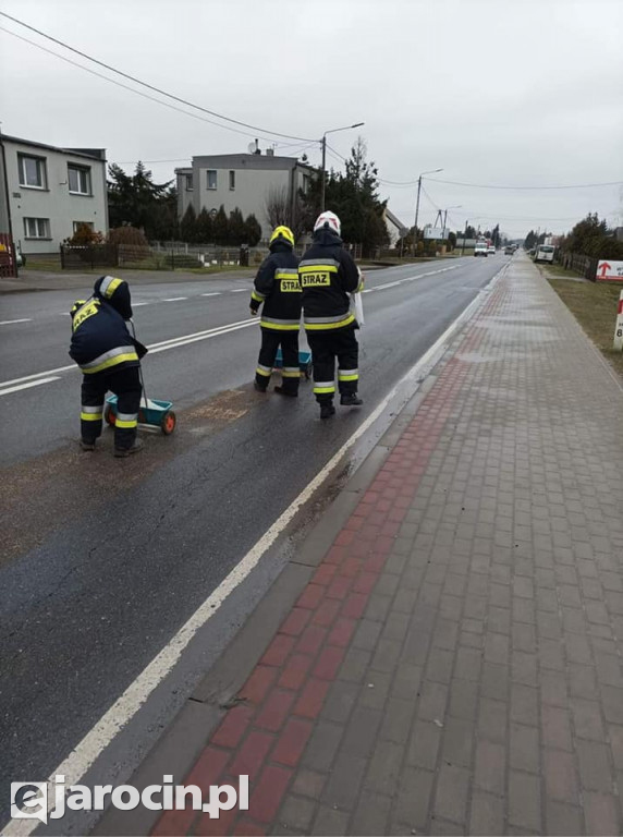 Plama oleju od Goliny do Mieszkowa