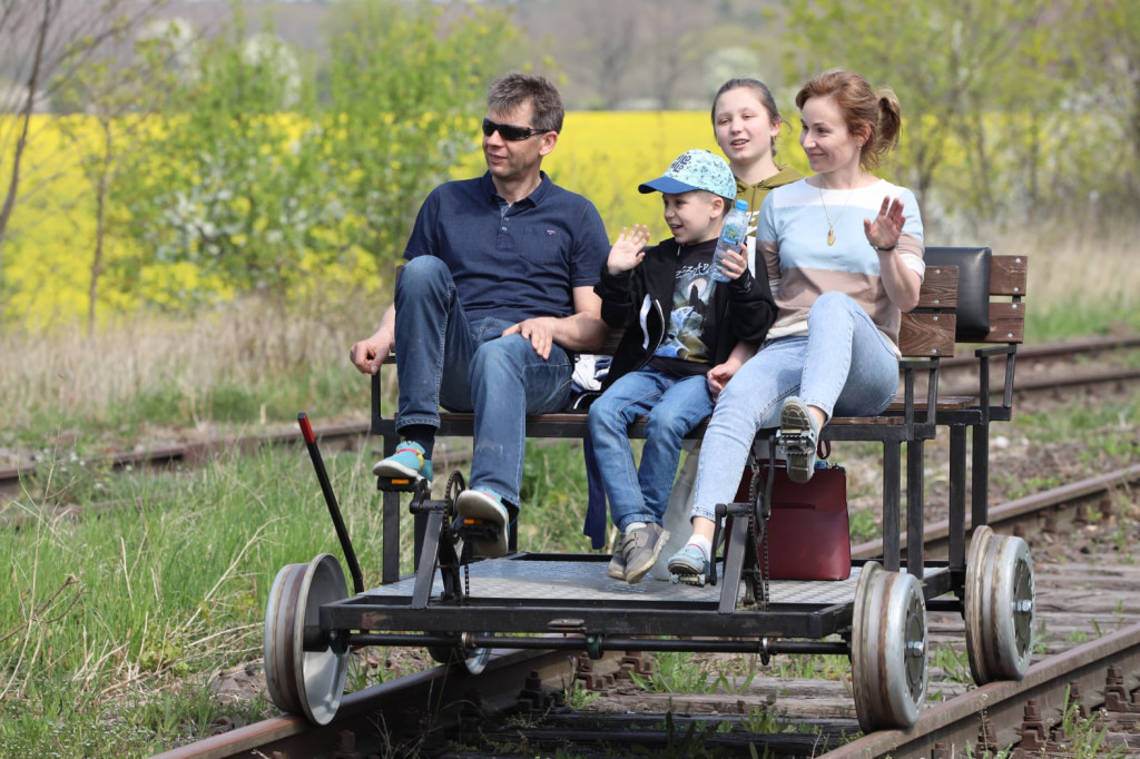 Majówka z Jarocińską Koleją Drezynową
