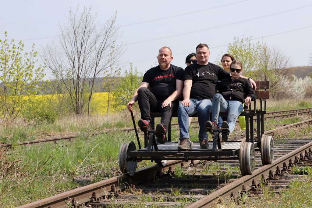 Majówka z Jarocińską Koleją Drezynową