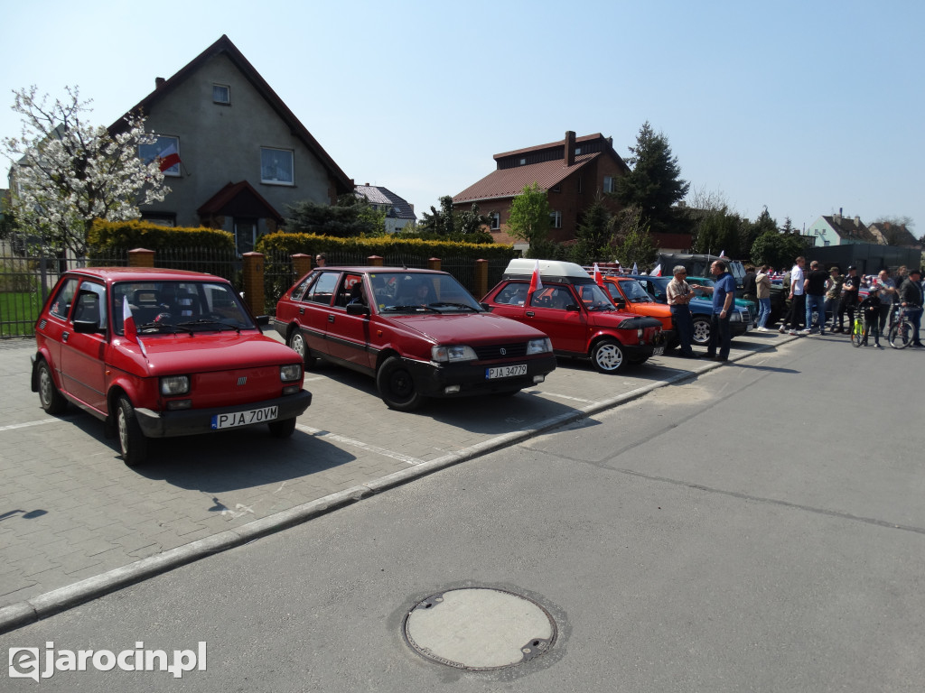 Parada samochodów ulicami Jarocina