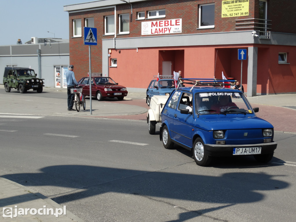 Parada samochodów ulicami Jarocina