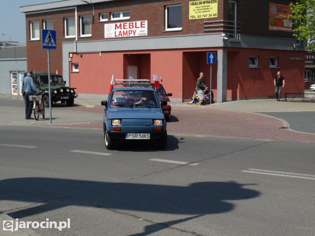 Parada samochodów ulicami Jarocina