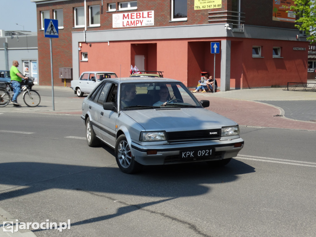 Parada samochodów ulicami Jarocina