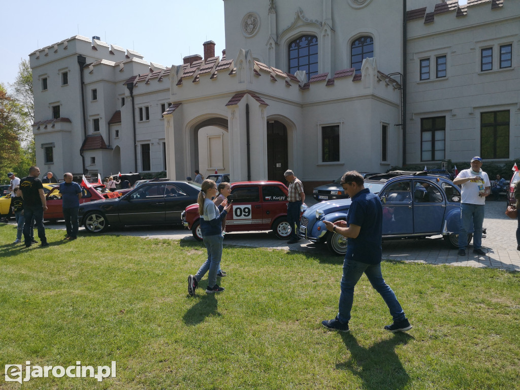 Parada samochodów ulicami Jarocina