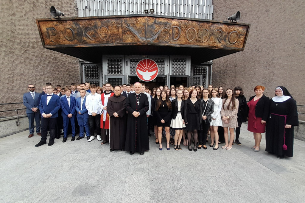 Bierzmowanie 2022 u franciszkanów