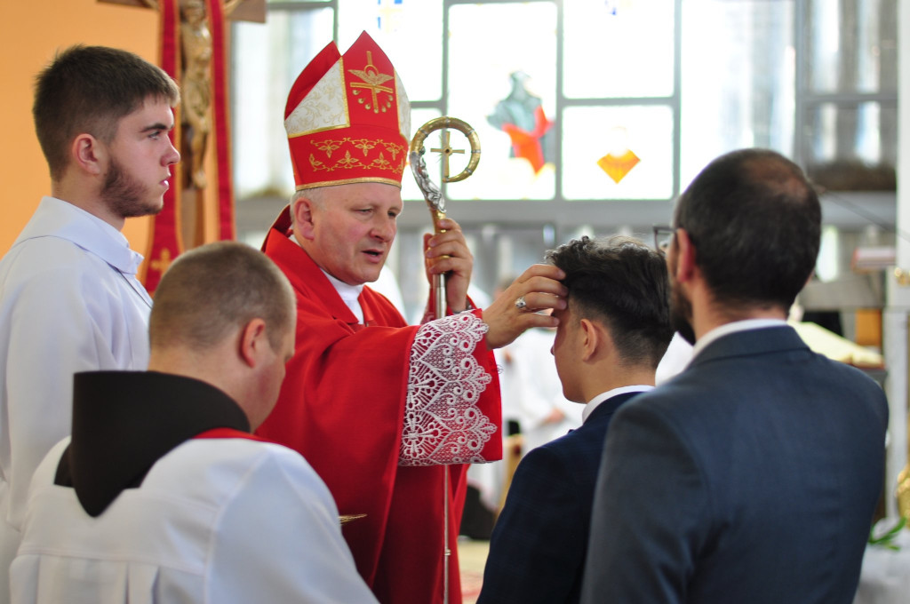 Bierzmowanie 2022 u franciszkanów