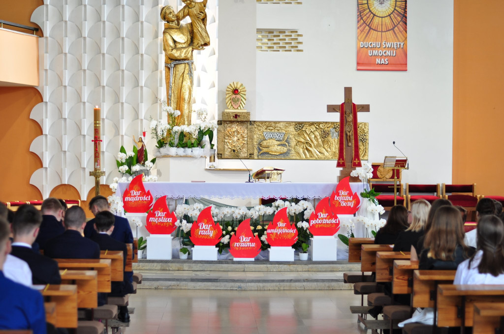 Bierzmowanie 2022 u franciszkanów