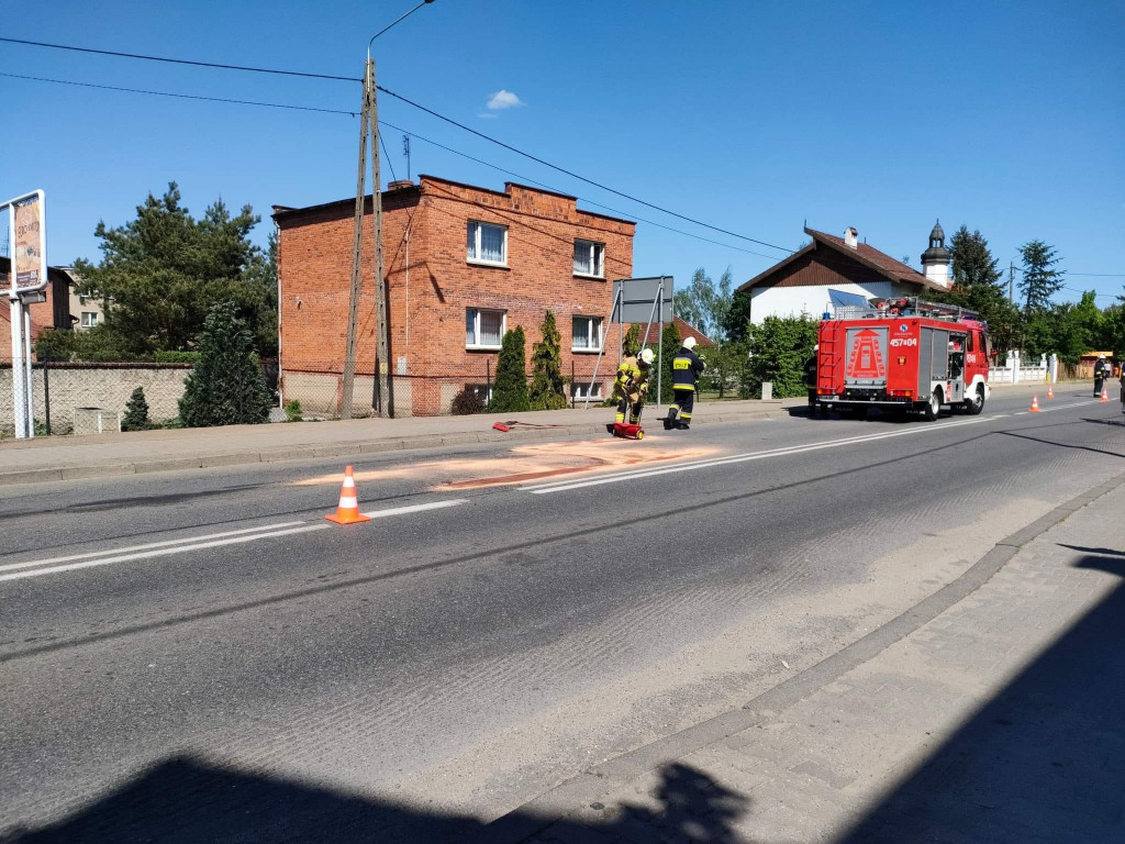 Kolizja na drodze krajowej w Górze