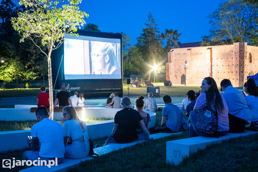 Streetworking w Jarocinie - kino plenerowe