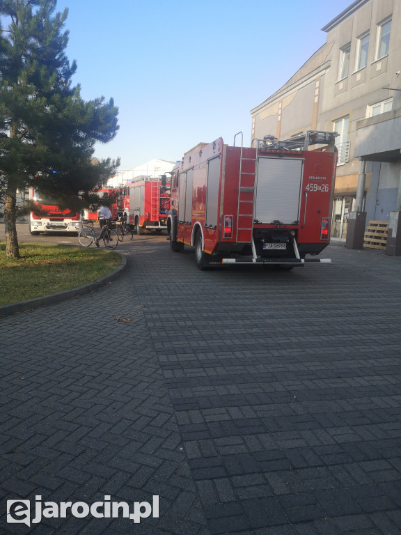 Pożar przy hotelu Kasyno w Jarocinie