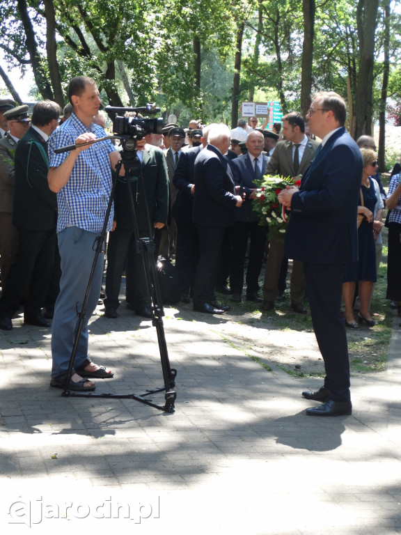 Odsłonięcie pomnika prof. Szyszko w Jarocinie