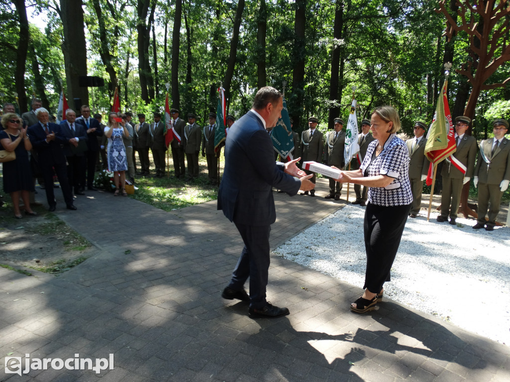 Odsłonięcie pomnika prof. Szyszko w Jarocinie