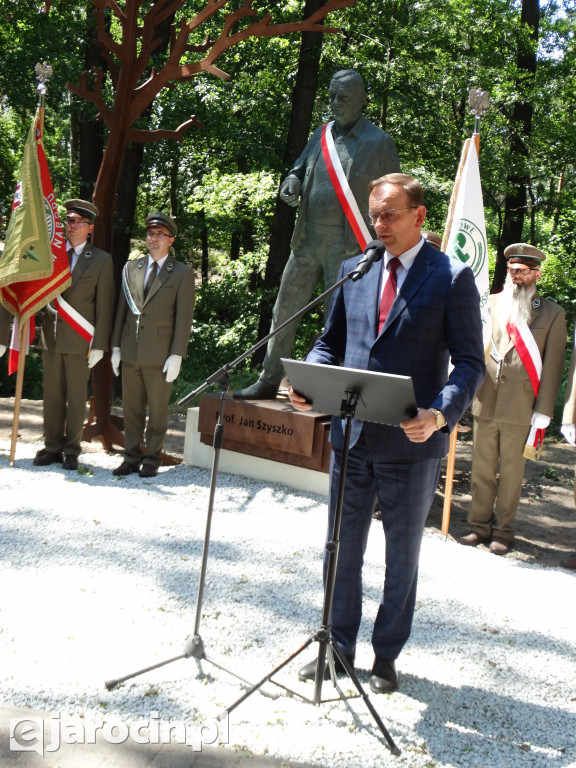 Odsłonięcie pomnika prof. Szyszko w Jarocinie