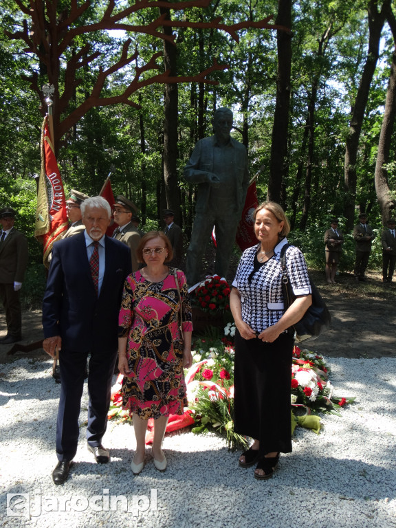 Odsłonięcie pomnika prof. Szyszko w Jarocinie