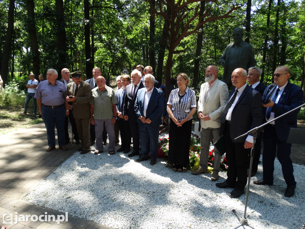 Odsłonięcie pomnika prof. Szyszko w Jarocinie