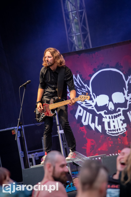 Pull The Wire i Republika'82