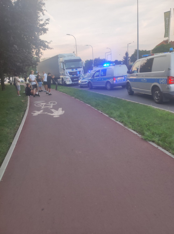 Jarocin. Rowerzysta potrącony przez ciężarówkę