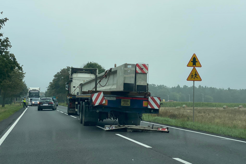 Utrudnienia na drodze krajowej nr 11 między Jarocinem a Poznaniem