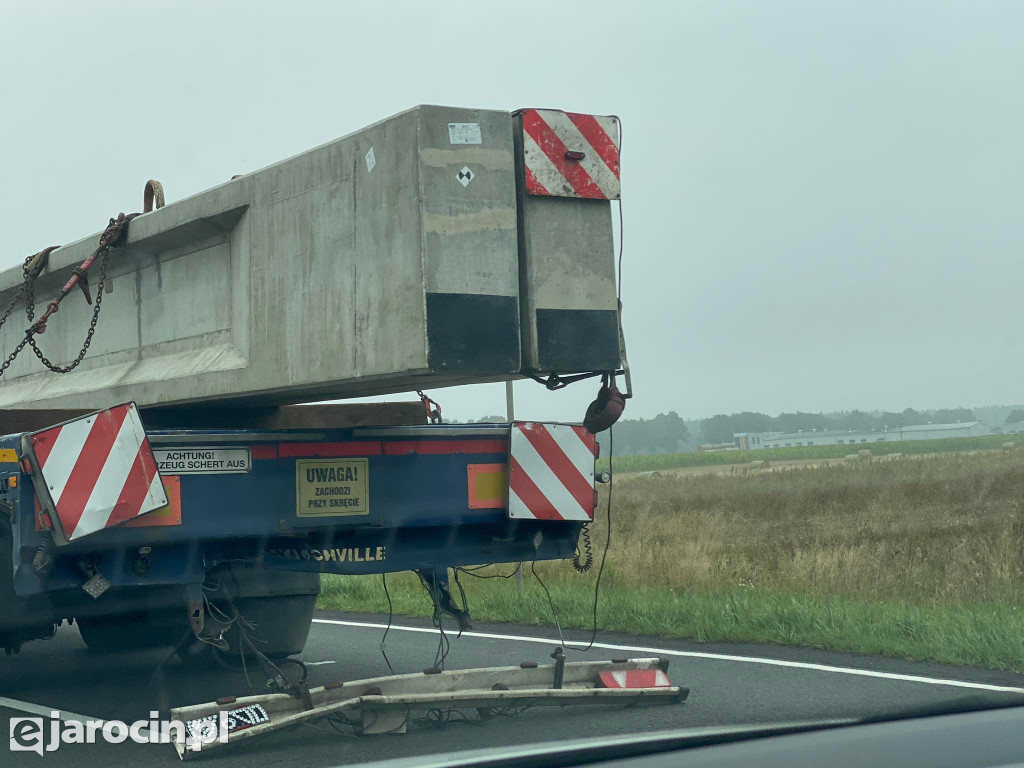 Utrudnienia na drodze krajowej nr 11 między Jarocinem a Poznaniem