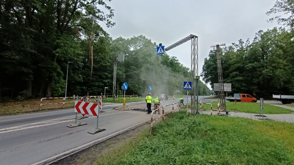 Prace drogowe przy restauracji Walcerek