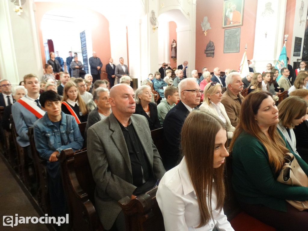 Odsłonięcie pamiątkowej tablicy na murze kościoła pw. św. Marcina