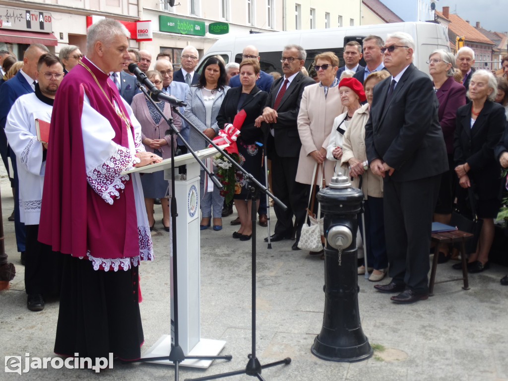 Odsłonięcie pamiątkowej tablicy na murze kościoła pw. św. Marcina