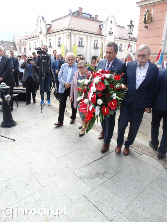 Odsłonięcie pamiątkowej tablicy na murze kościoła pw. św. Marcina