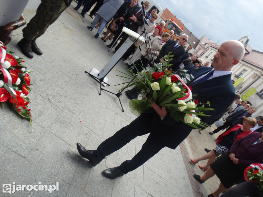 Odsłonięcie pamiątkowej tablicy na murze kościoła pw. św. Marcina