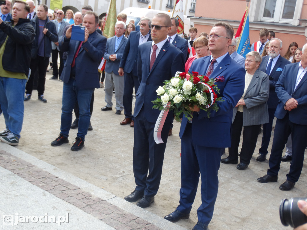 Odsłonięcie pamiątkowej tablicy na murze kościoła pw. św. Marcina