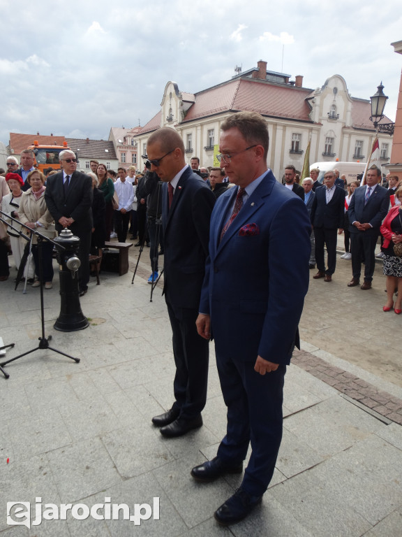 Odsłonięcie pamiątkowej tablicy na murze kościoła pw. św. Marcina