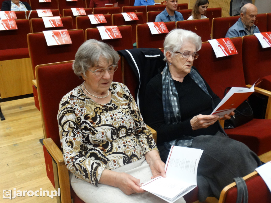 Odsłonięcie pamiątkowej tablicy na murze kościoła pw. św. Marcina