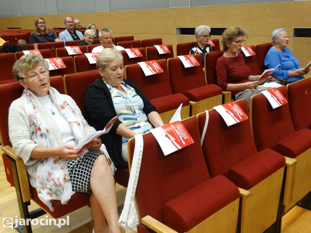 Odsłonięcie pamiątkowej tablicy na murze kościoła pw. św. Marcina