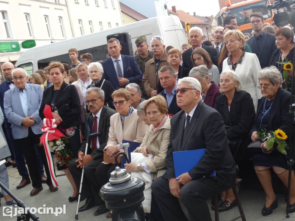 Odsłonięcie pamiątkowej tablicy na murze kościoła pw. św. Marcina